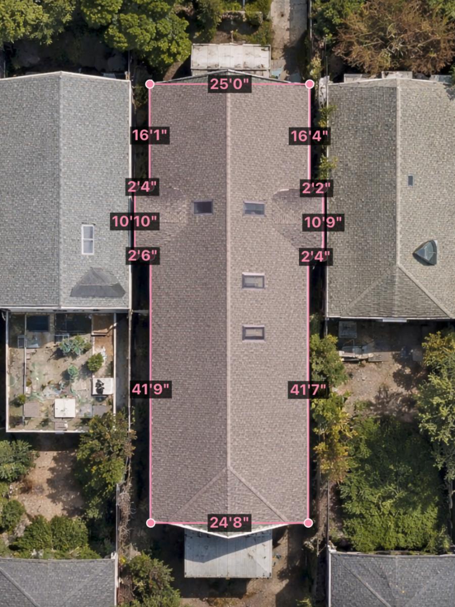 Aerial photo with PlanSnapper measurements